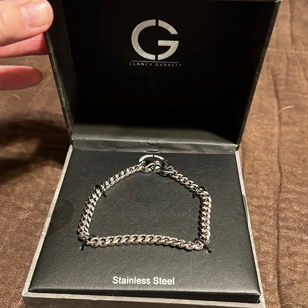 NWT CLANCY GARRETT Men's Cuban Chain Bracelet